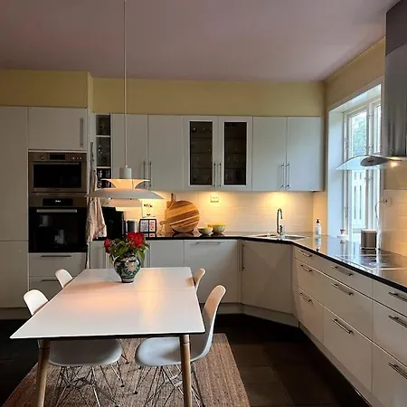 Spacious Close To The City-centre And Ons סטוונגר