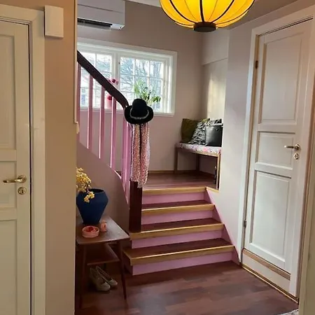 Spacious Close To The City-centre And Ons וילה